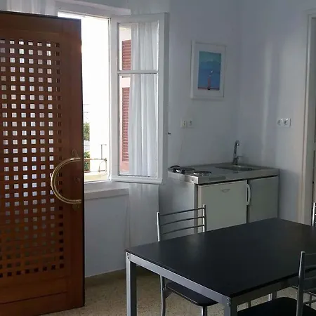 Honolulu Beach Apartment